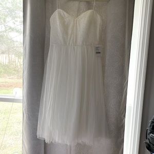 Jenny Yoo dress size 12. Detachable straps.